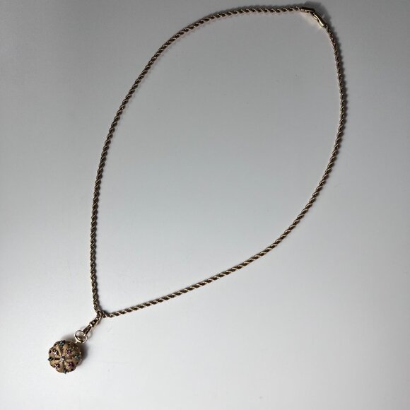 VTG 14KGold Pendant Watch with Floral Motif encrusted Rubies, Emeralds & Diamond - Picture 2 of 13